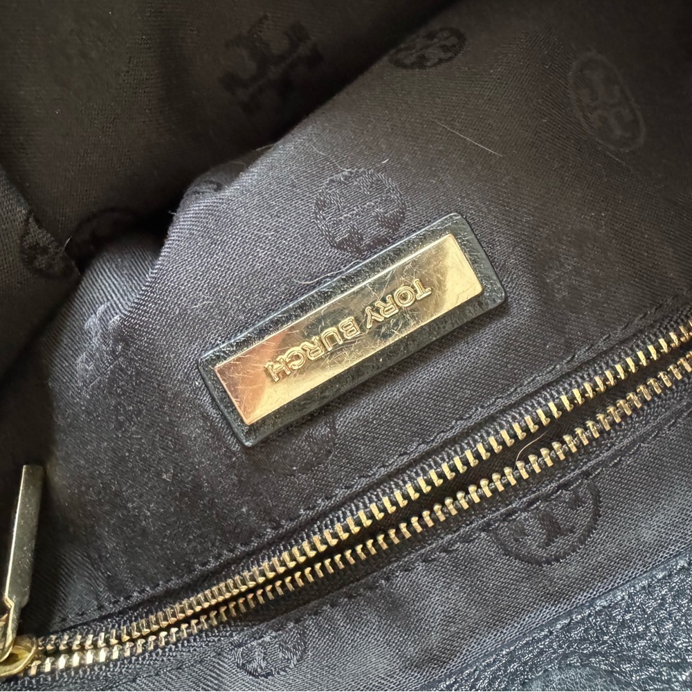 Tory Burch Black Leather Shoulder Bag - Picture 6 of 8